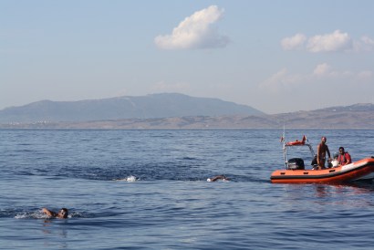 cebelitarik yuzerken